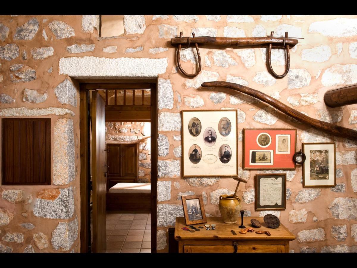 Arapakis Historic Castle Aparthotel Pyrgos Dirou Room photo